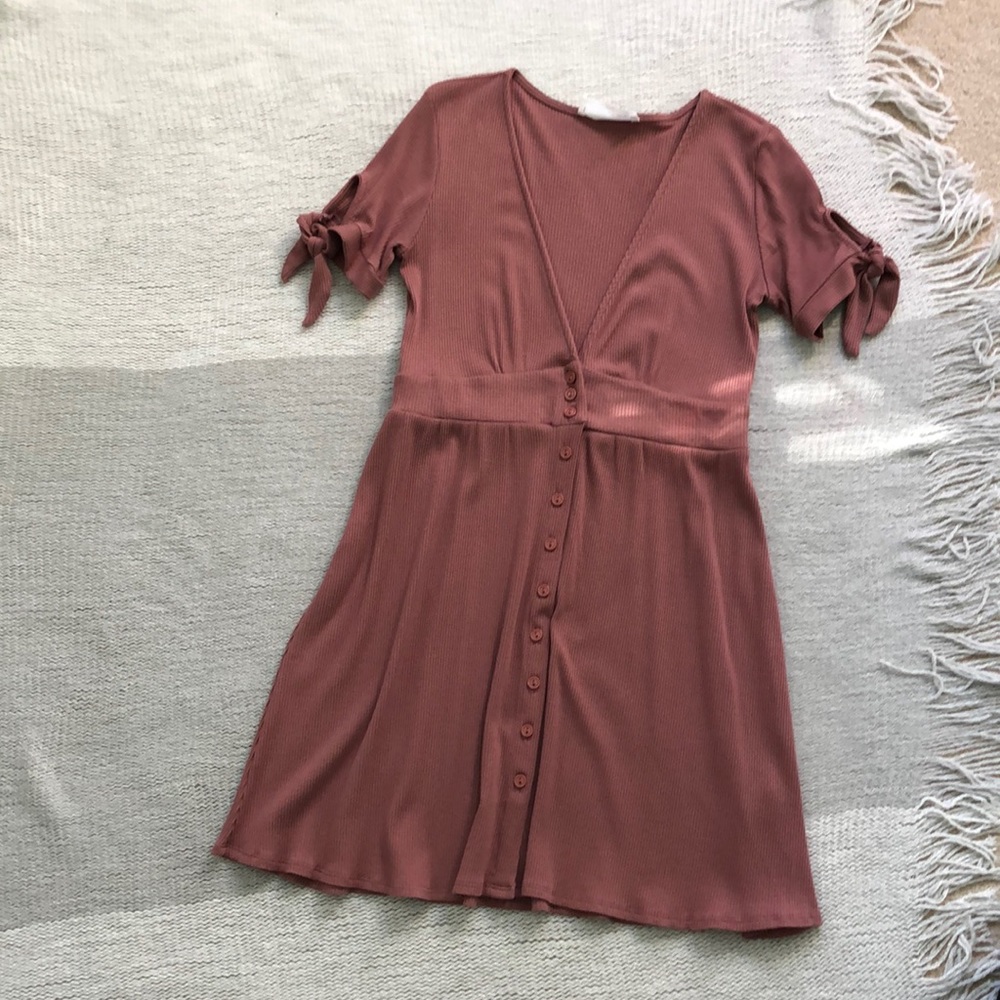 American Threads Dress - Picture 2 of 8